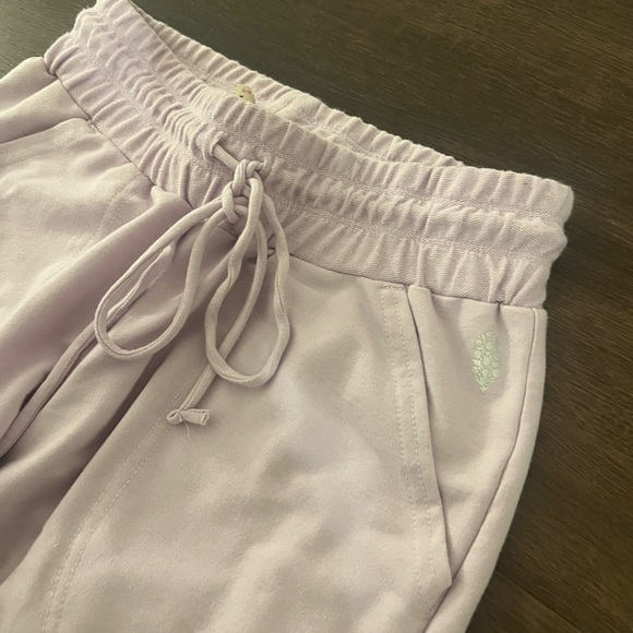 NWOT FREE PEOPLE Movement Skinny Jogger Pants Sweatpants size XS - Picture 4 of 5